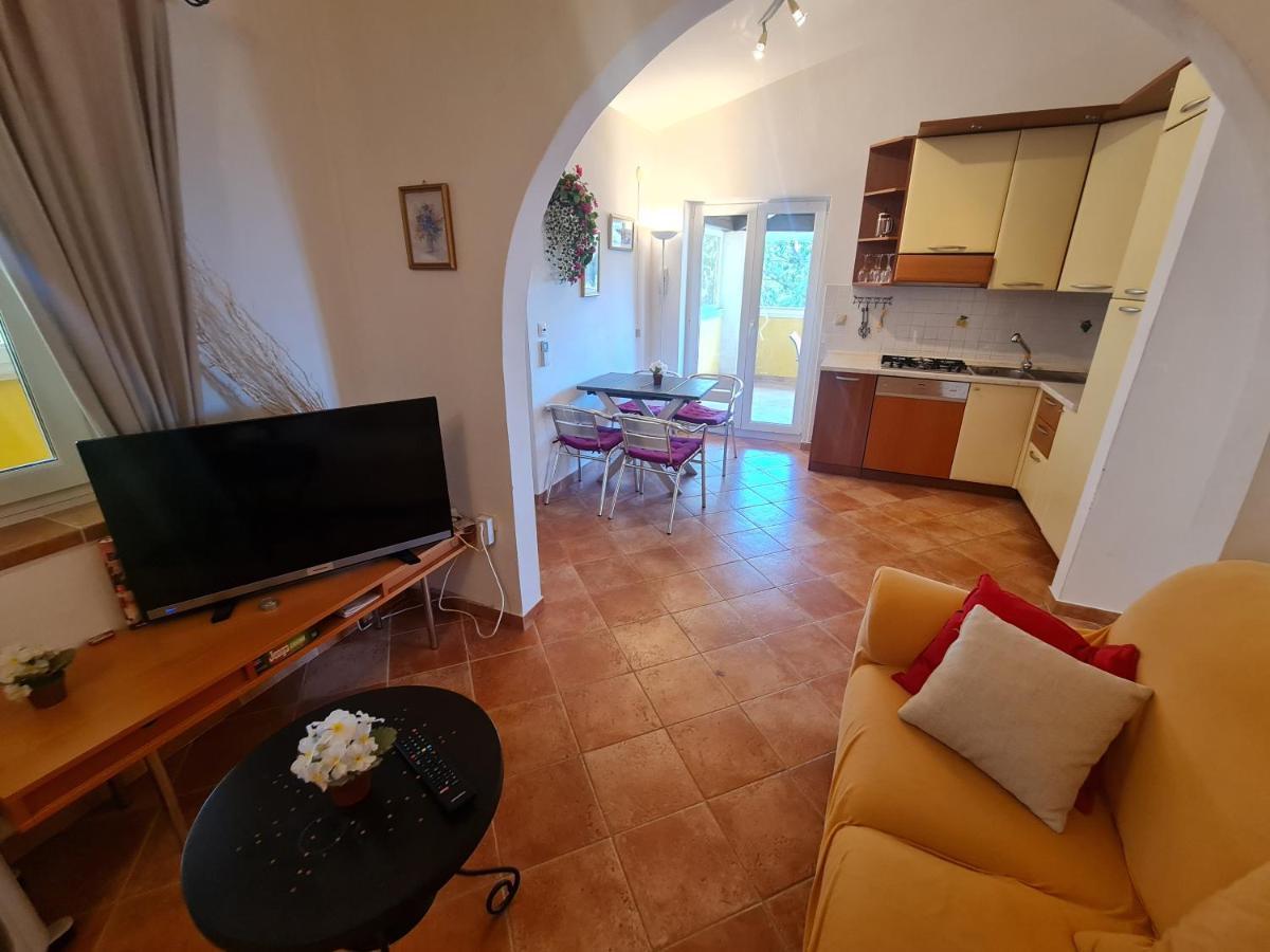 Apartments Kuca Sunce Vodnjan Exterior photo